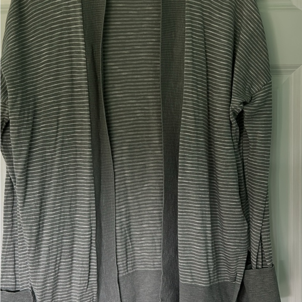 GAP Gray Ombré Cardigan Sweater
